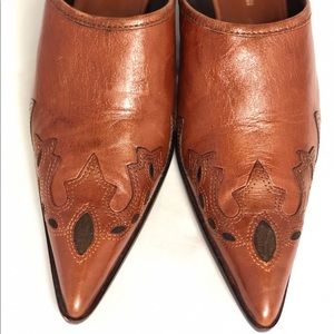 Antonio Melani Leather Mule-Glove Fit Size 8